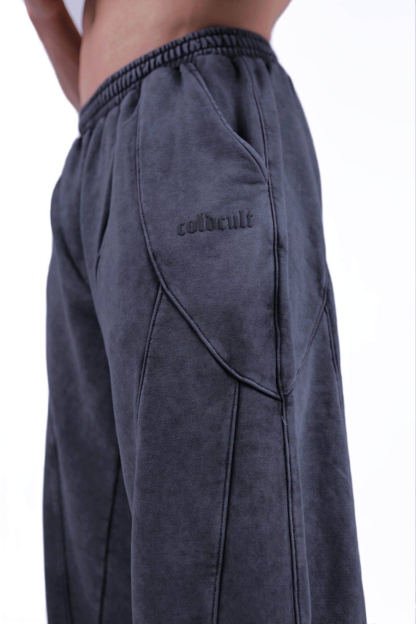 SHADOW SWEATS- Washed Grey