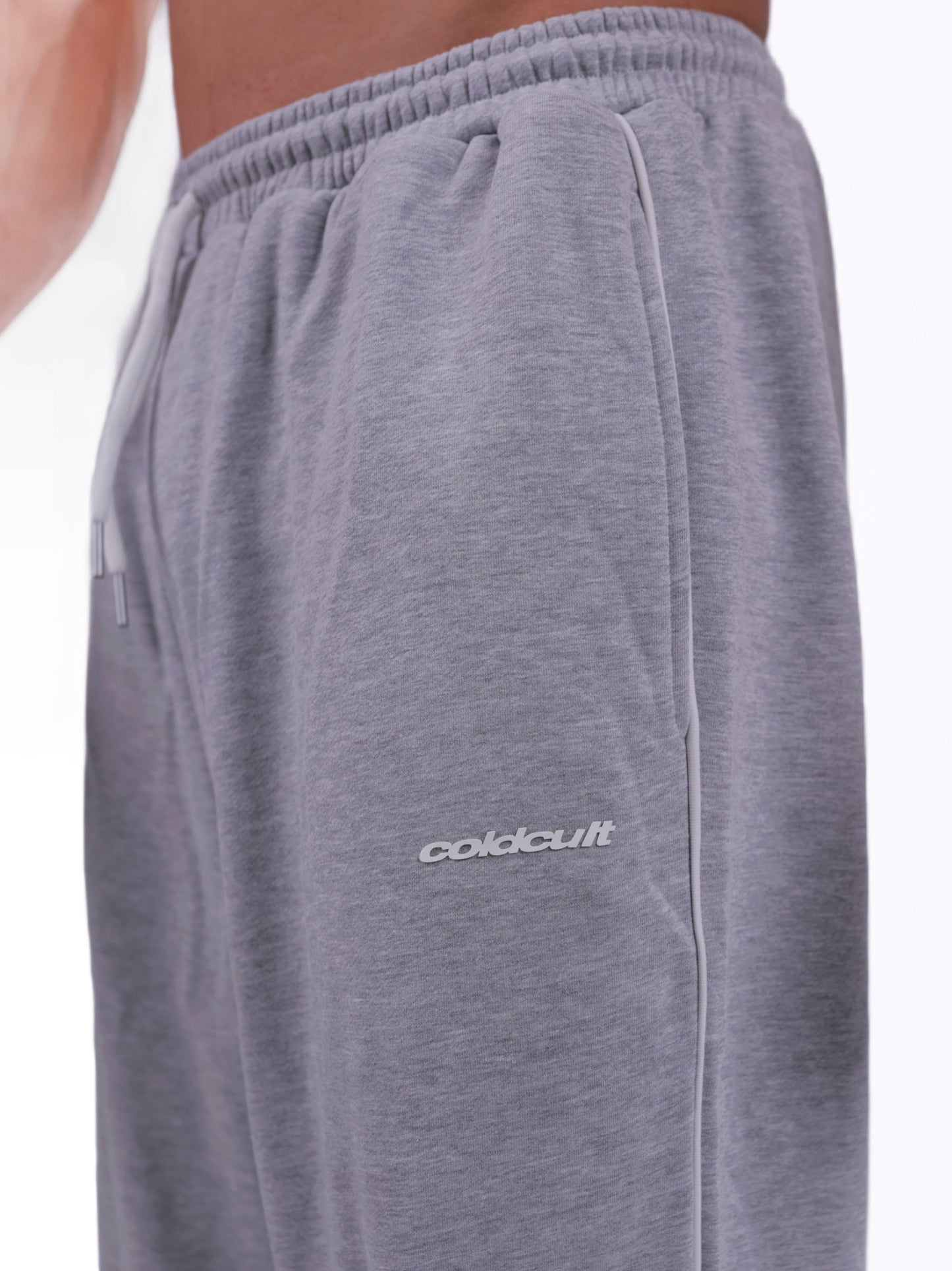 CLASSIC SWEATS - Grey